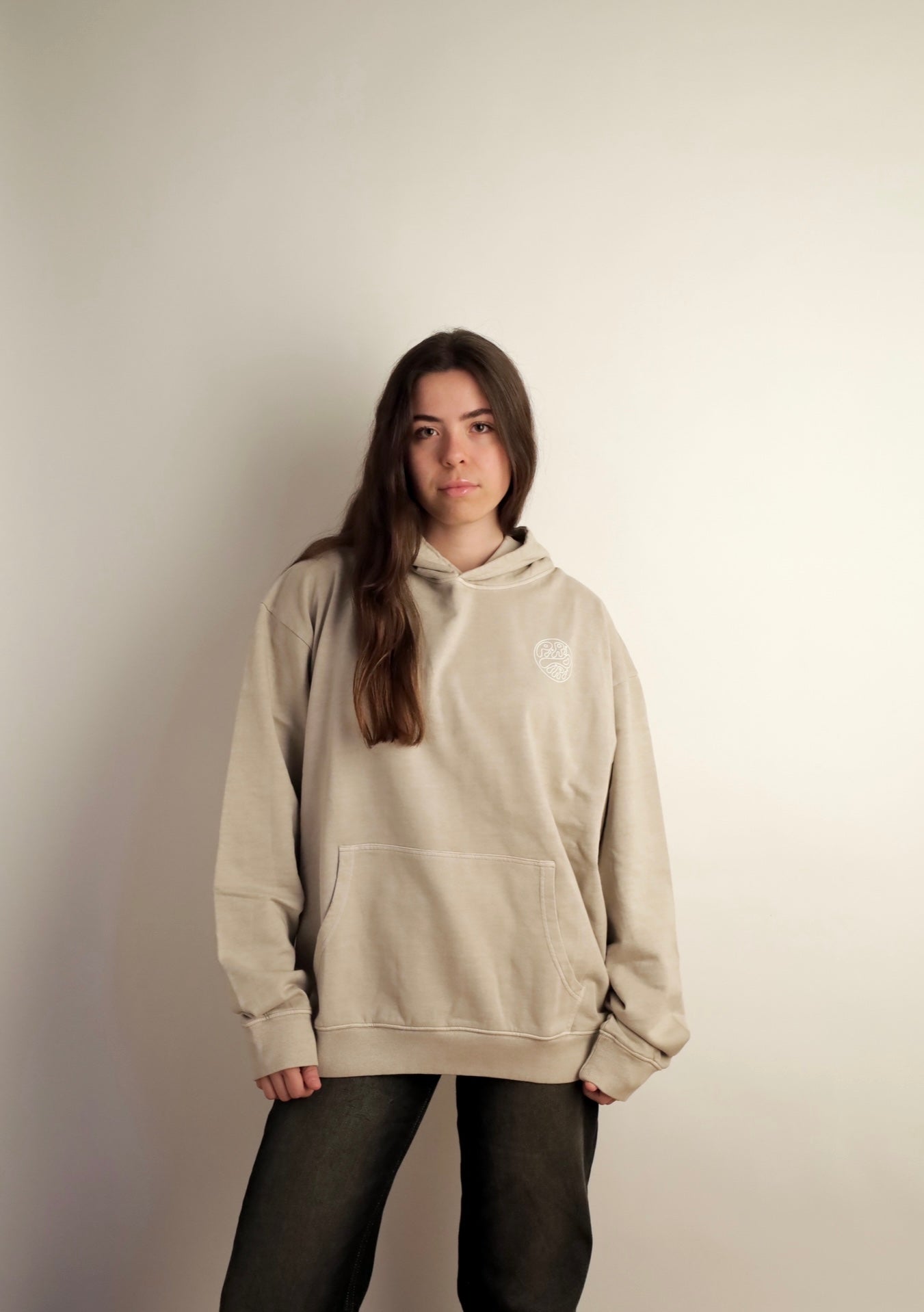 “VINTAGE SKIING” BEIGE OVERSIZED HOODIE